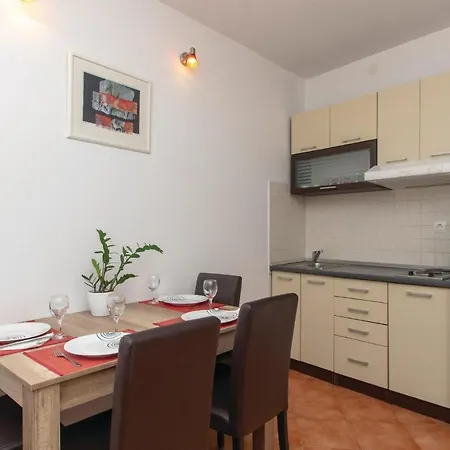 Two-bedroom In Apartman *