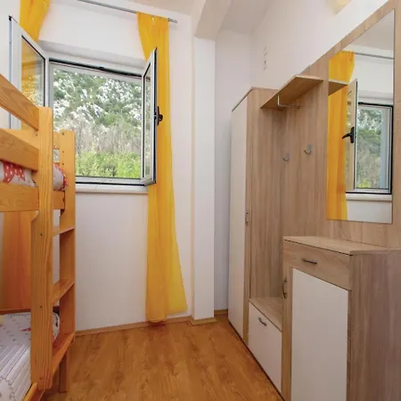 Two-bedroom In Apartman Trstenik